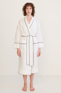 Snow Ivy Robe