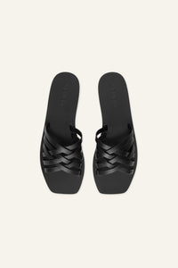 Opi Sandal Black
